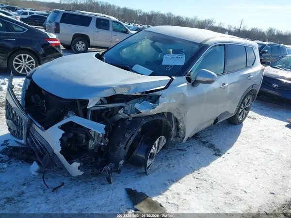 5N1AT3BB3MC770205 2021 NISSAN ROGUE - Image 2