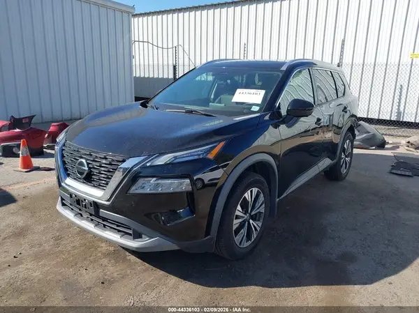 5N1AT3BB3MC815627 2021 NISSAN ROGUE - Image 2