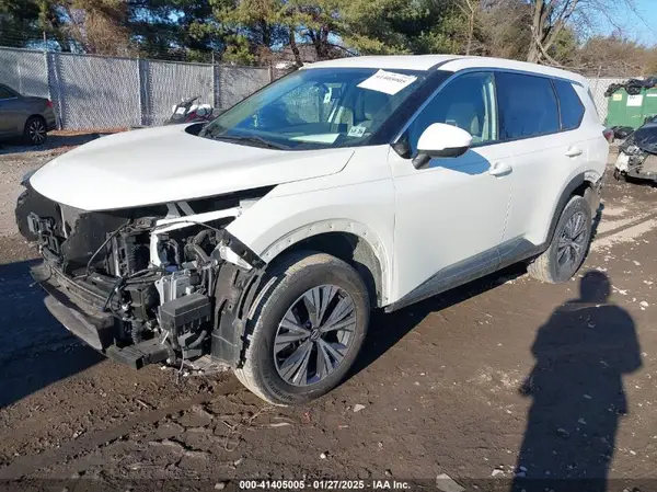 5N1AT3BB3MC821105 2021 NISSAN ROGUE - Image 2