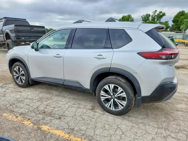 5N1AT3BB3MC849356 2021 NISSAN ROGUE - Image 2