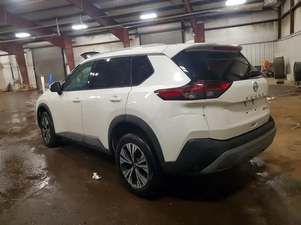 5N1AT3BB4MC703225 2021 NISSAN ROGUE - Image 2