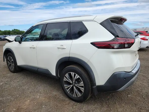 5N1AT3BB4MC748715 2021 NISSAN ROGUE - Image 2