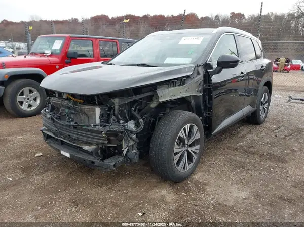 5N1AT3BB4MC801798 2021 NISSAN ROGUE - Image 2