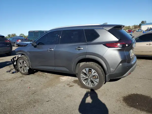5N1AT3BB4MC810579 2021 NISSAN ROGUE - Image 2