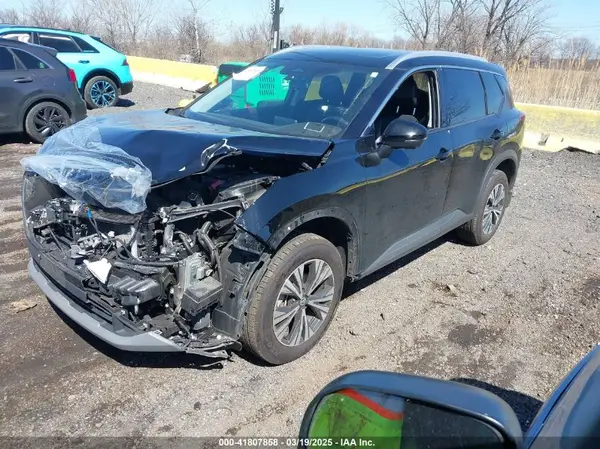 5N1AT3BB4MC810775 2021 NISSAN ROGUE - Image 2
