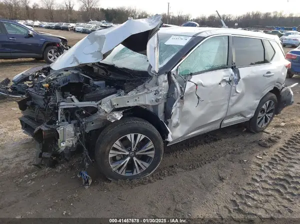 5N1AT3BB4MTH25244 2021 NISSAN ROGUE - Image 2