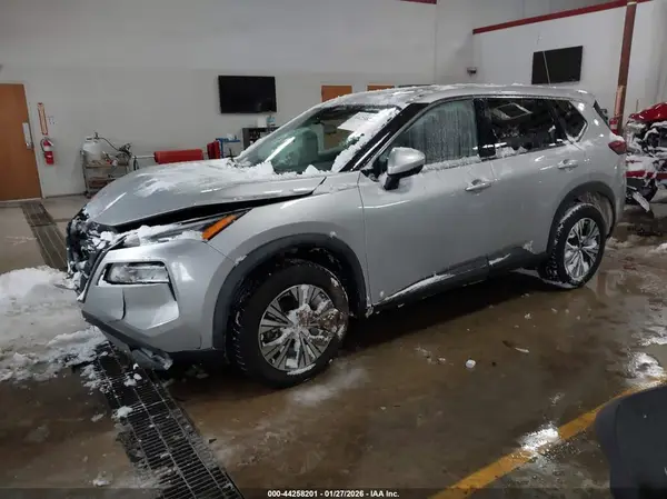 5N1AT3BB5MC710460 2021 NISSAN ROGUE - Image 2