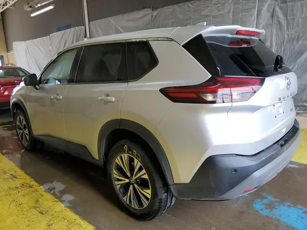 5N1AT3BB5MC745631 2021 NISSAN ROGUE - Image 2