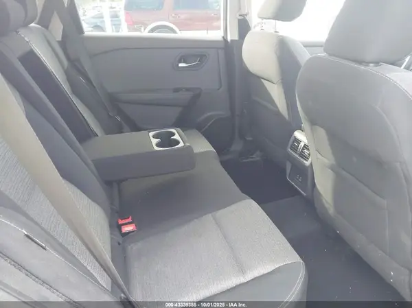 5N1AT3BB5MC770268 2021 NISSAN ROGUE - Image 8