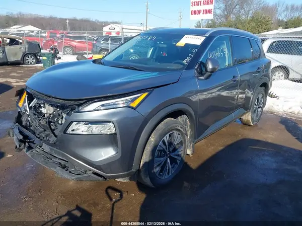 5N1AT3BB5MC806721 2021 NISSAN ROGUE - Image 2