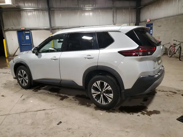 5N1AT3BB5MC810039 2021 NISSAN ROGUE - Image 2