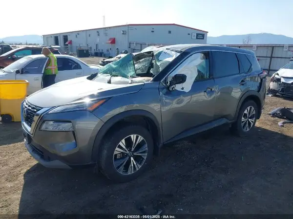 5N1AT3BB5MC821400 2021 NISSAN ROGUE - Image 2