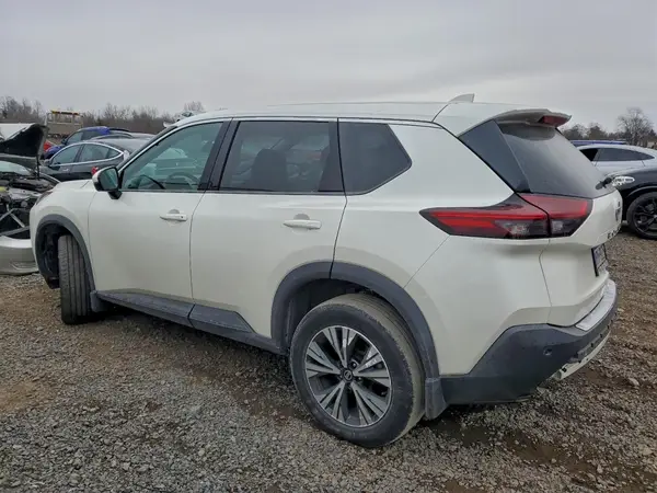 5N1AT3BB5MC829819 2021 NISSAN ROGUE - Image 2