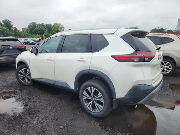 5N1AT3BB6MC746898 2021 NISSAN ROGUE - Image 2