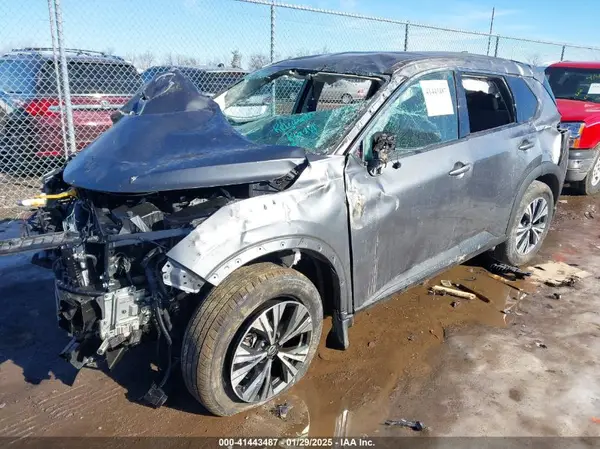 5N1AT3BB6MC775849 2021 NISSAN ROGUE - Image 2