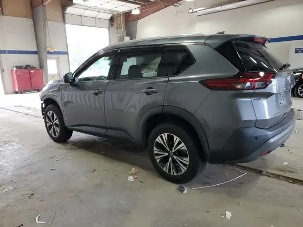 5N1AT3BB7MC672701 2021 NISSAN ROGUE - Image 2