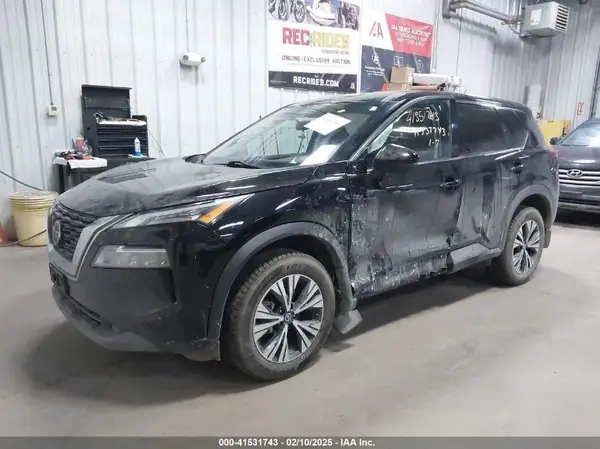 5N1AT3BB7MC738616 2021 NISSAN ROGUE - Image 2