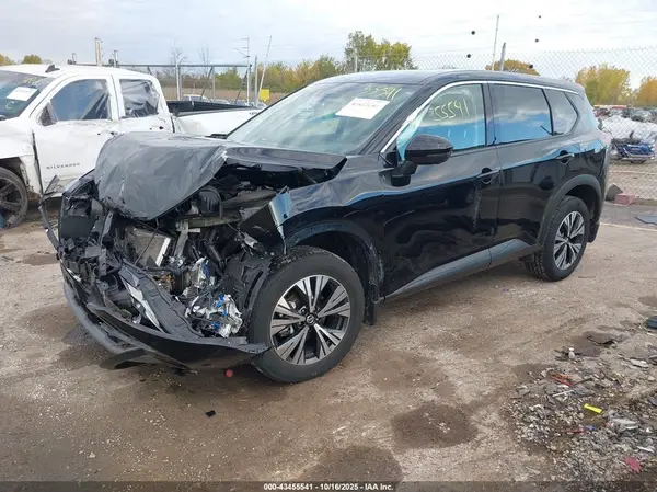 5N1AT3BB7MC747199 2021 NISSAN ROGUE - Image 2