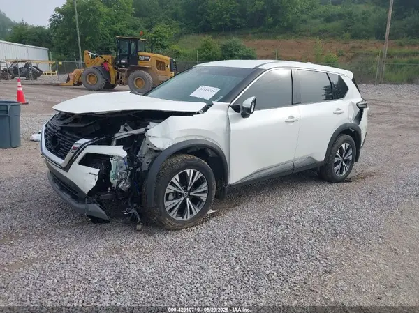 5N1AT3BB7MC796015 2021 NISSAN ROGUE - Image 2