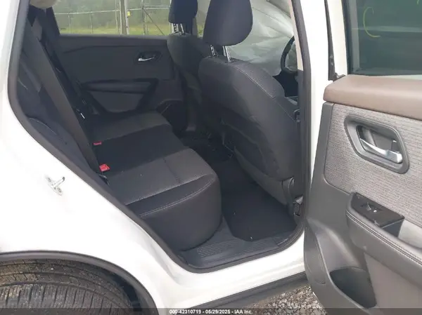 5N1AT3BB7MC796015 2021 NISSAN ROGUE - Image 8
