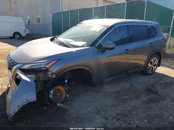 5N1AT3BB7MC837355 2021 NISSAN ROGUE - Image 2