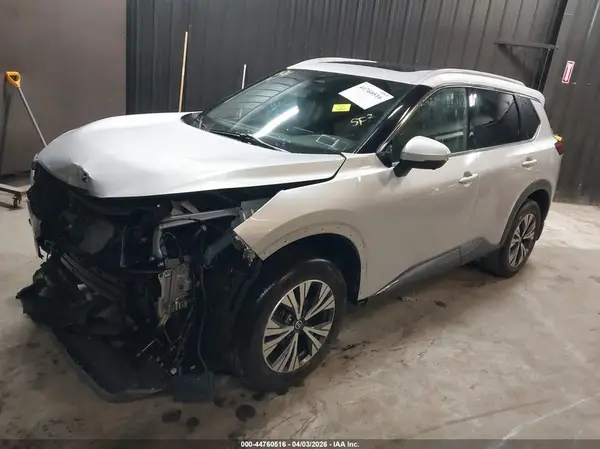 5N1AT3BB8MC705544 2021 NISSAN ROGUE - Image 2