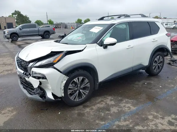 5N1AT3BB8MC735112 2021 NISSAN ROGUE - Image 2
