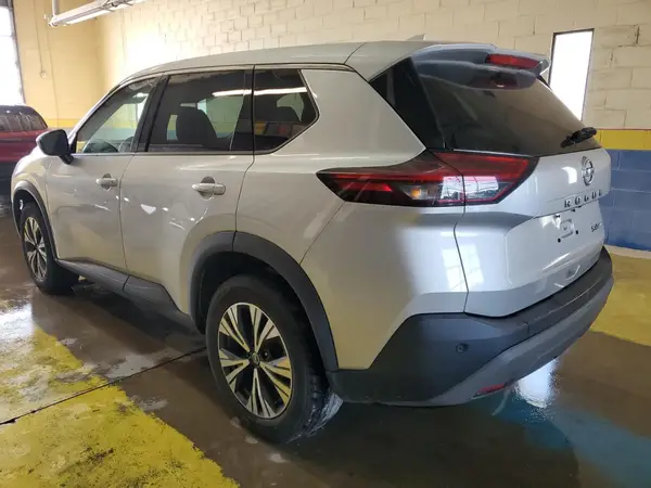 5N1AT3BB8MC745607 2021 NISSAN ROGUE - Image 2