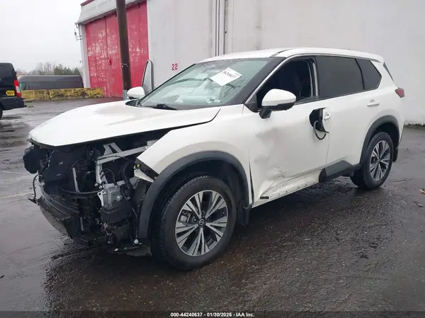 5N1AT3BB8MC752055 2021 NISSAN ROGUE - Image 2