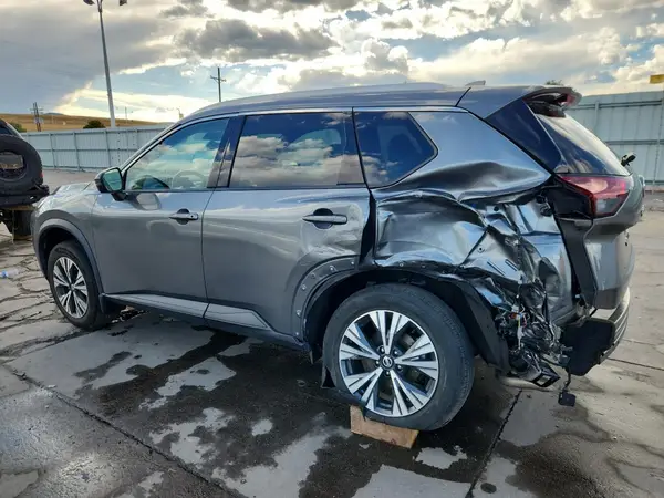 5N1AT3BB8MC752699 2021 NISSAN ROGUE - Image 2