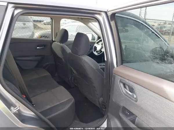 5N1AT3BB9MC692478 2021 NISSAN ROGUE - Image 8