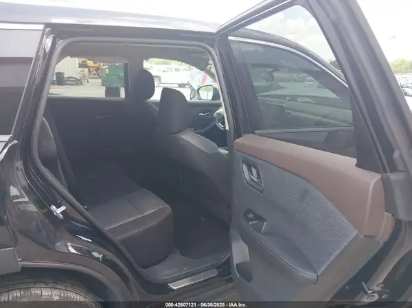 5N1AT3BB9MC840211 2021 NISSAN ROGUE - Image 8