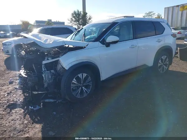 5N1AT3BB9MC843108 2021 NISSAN ROGUE - Image 2