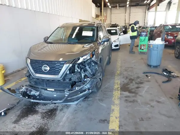 5N1AT3BBXMC673728 2021 NISSAN ROGUE - Image 2