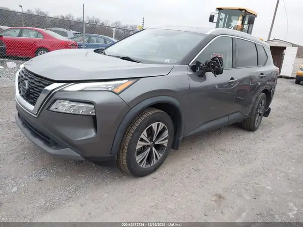 5N1AT3BBXMC676077 2021 NISSAN ROGUE - Image 2