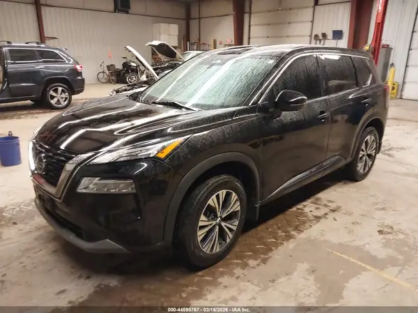 5N1AT3BBXMC691243 2021 NISSAN ROGUE - Image 2