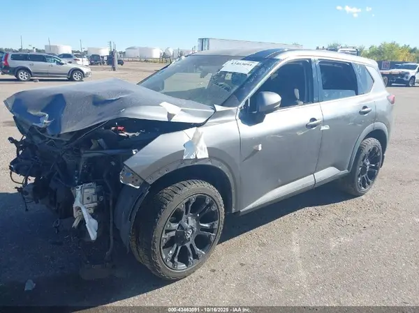 5N1AT3BBXMC701849 2021 NISSAN ROGUE - Image 2