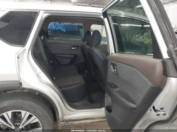 5N1AT3BBXMC703312 2021 NISSAN ROGUE - Image 8