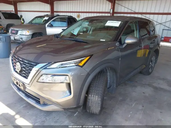 5N1AT3BBXMC750825 2021 NISSAN ROGUE - Image 2