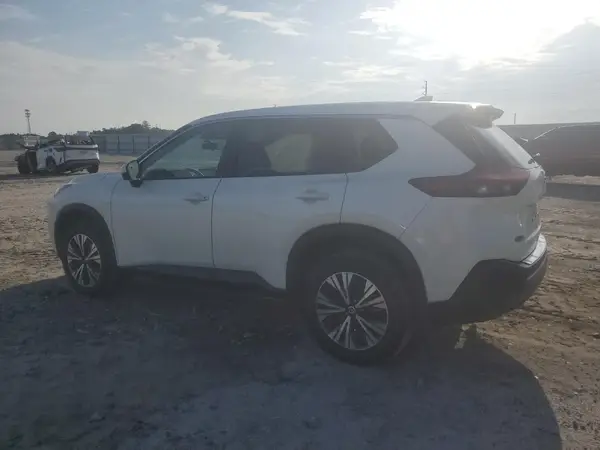 5N1AT3BBXMC752168 2021 NISSAN ROGUE - Image 2