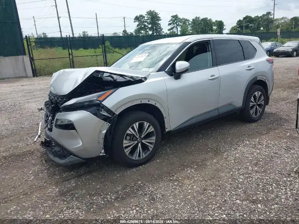 5N1AT3BBXMC768922 2021 NISSAN ROGUE - Image 2