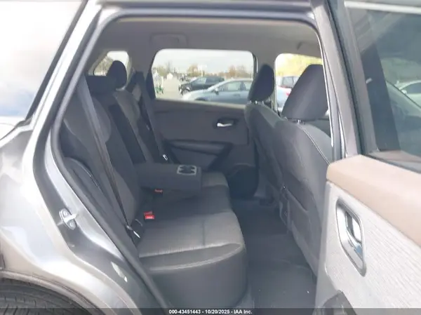 5N1AT3BBXMC792122 2021 NISSAN ROGUE - Image 8