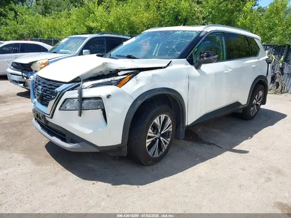 5N1AT3BBXMC843036 2021 NISSAN ROGUE - Image 2