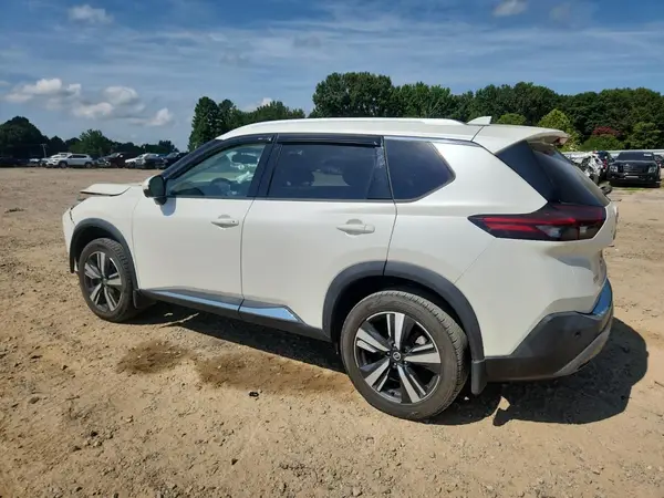 5N1AT3CA1MC670433 2021 NISSAN ROGUE - Image 2