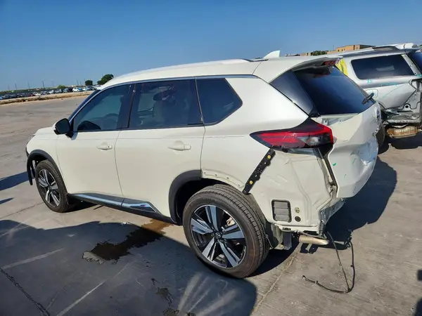5N1AT3CA1MC845960 2021 NISSAN ROGUE - Image 2