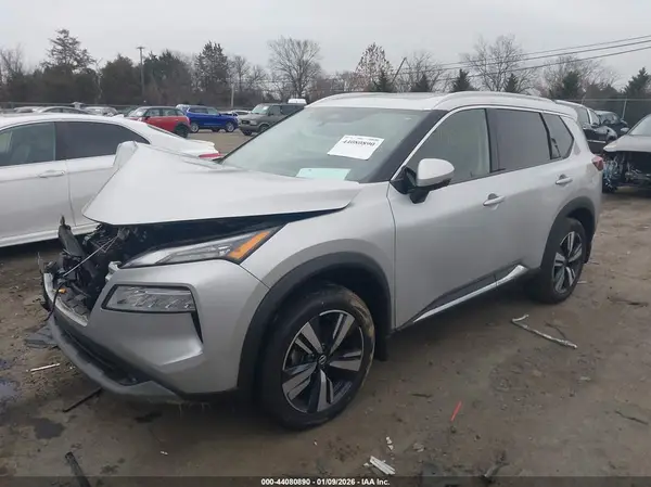 5N1AT3CA2MC764742 2021 NISSAN ROGUE - Image 2