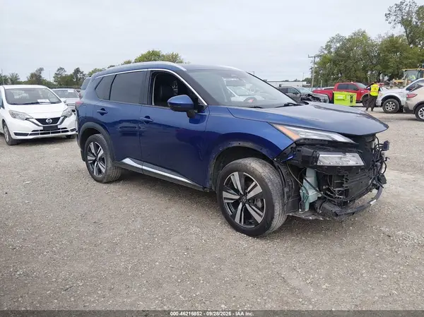5N1AT3CA4MC731404 2021 NISSAN ROGUE - Image 1