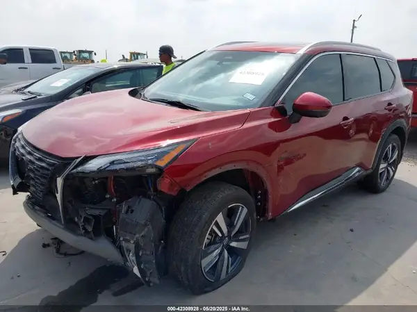 5N1AT3CA4MC747778 2021 NISSAN ROGUE - Image 2
