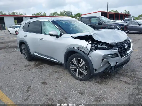 5N1AT3CA5MC817823 2021 NISSAN ROGUE - Image 1