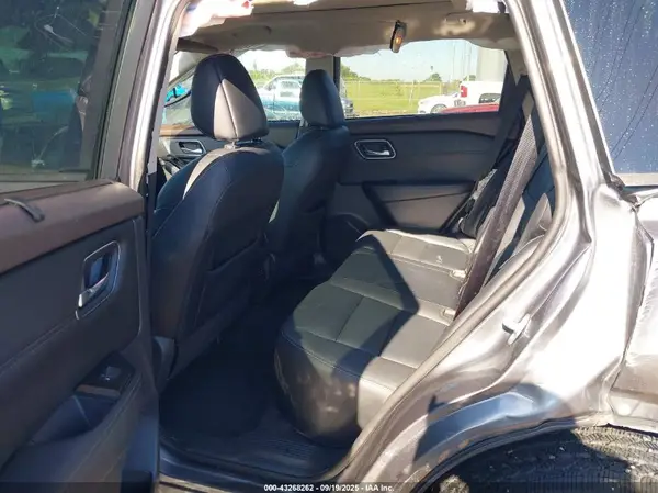5N1AT3CA6MC769443 2021 NISSAN ROGUE - Image 8